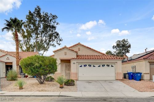 9573 Paradise Rd, Las Vegas, NV, 89123-5830 | Card Image