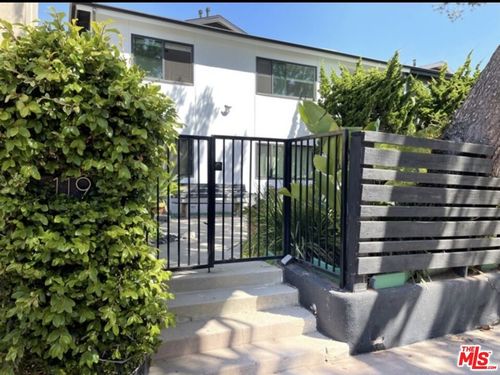 m-119 Paloma Ave, Venice, CA, 90291-2404 | Card Image