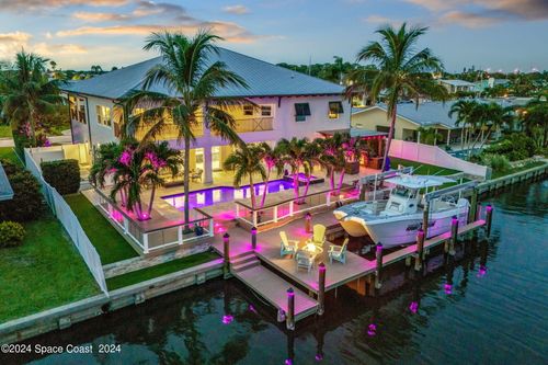 517 Eleuthera Ln, Indian Harbour Beach, FL, 32937-4414 | Card Image