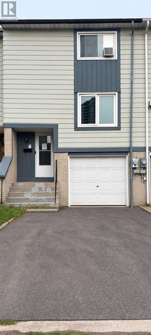 40 Hoskins Sq, Brampton, ON, L6S2N6 | Card Image