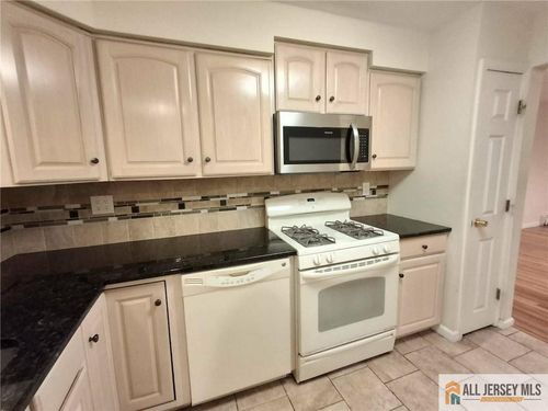 apt-a3-363 Cranbury Rd, East Brunswick, NJ, 08816-3047 | Card Image