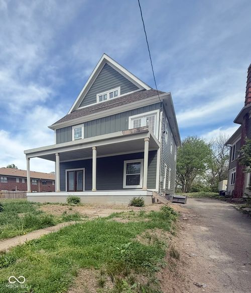 550 Sutherland Ave, Indianapolis, IN, 46205-4293 | Card Image