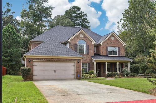 2802 Village Park Dr E, Ellenwood, GA, 30294-5713 | Card Image