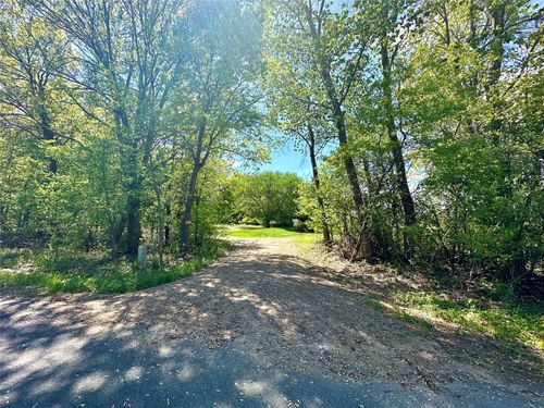 1438 Pleasant Hill Road, Eau Claire, WI, 54703 | Card Image