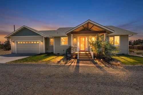 25311 Bachelor Ln, Bend, OR, 97701-9381 | Card Image