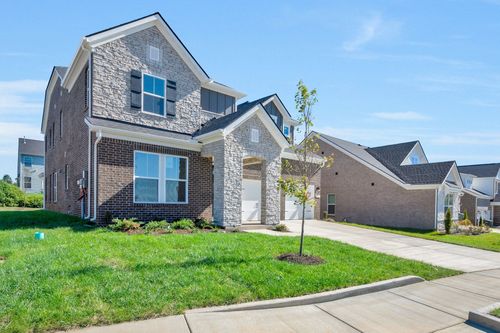 215 S Dunnwood Ln, Mount Juliet, TN, 37122-3187 | Card Image