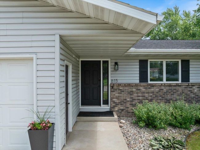 615 N Peach Ave, House other with 3 bedrooms, 2 bathrooms and null parking in Marshfield WI | Image 5