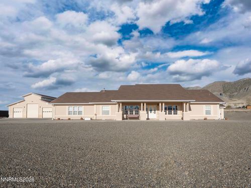 10805 Spur St, Winnemucca, NV, 89445-9494 | Card Image