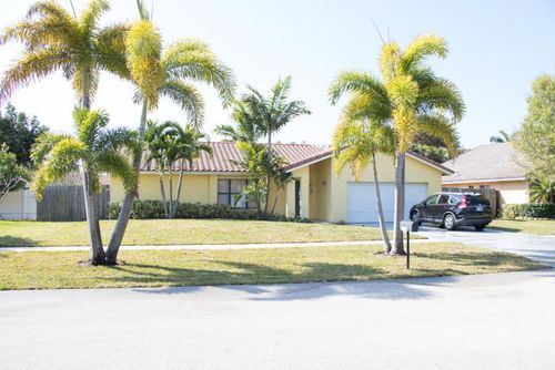 210 Oregon Ln, Boca Raton, FL, 33487-1402 | Card Image