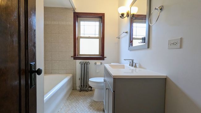 APT-2S - 1010 Austin Blvd, Condo with 2 bedrooms, 1 bathrooms and 1 parking in Oak Park IL | Image 6