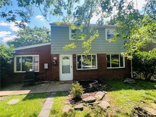 543 Burton Dr, Penn Hills, PA, 15235-4421 | Card Image