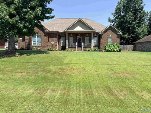 123 Archered Way, New Market, AL, 35761-9042 | Card Image