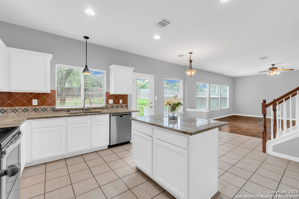 Braun Walk, San Antonio, TX 78250