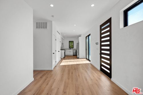 2646 Westwood Blvd, Los Angeles, CA, 90024 | Card Image