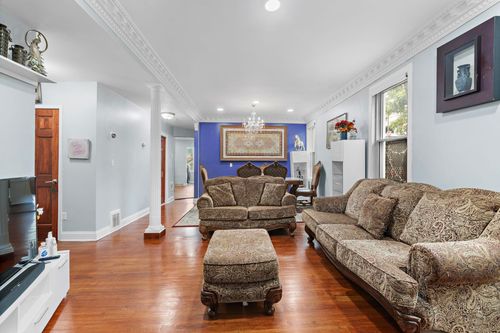 1-217 Highwood Ave, Weehawken, NJ, 07086-7010 | Card Image