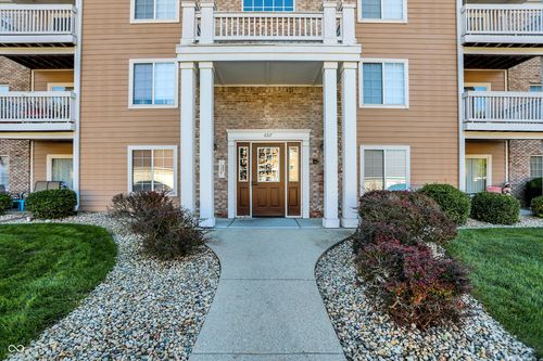 apt-312-6517 Emerald Hill Court, Indianapolis, IN, 46237 | Card Image