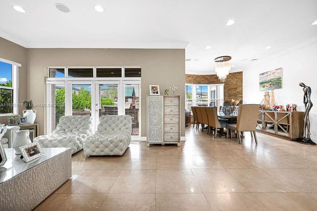 3521 Forest View Cir, House other with 5 bedrooms, 5 bathrooms and null parking in Fort Lauderdale FL | Image 15