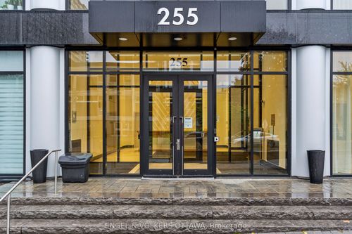 302-255 Bay St, Ottawa, ON, K1R0C5 | Card Image