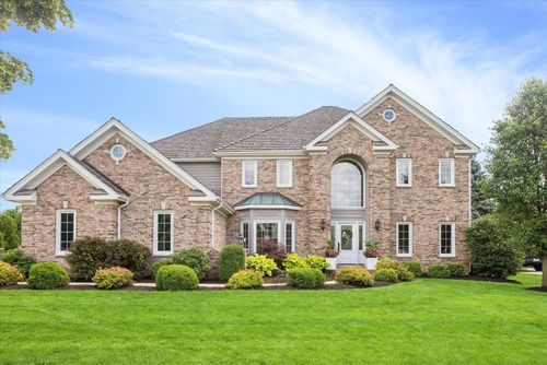 2459 Fawn Lake Cir, Naperville, IL, 60564-4611 | Card Image
