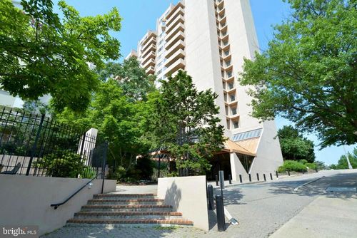 1512-1301 N Courthouse Rd, ARLINGTON, VA, 22201-2537 | Card Image