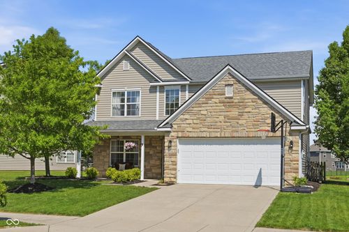4634 Amesbury Pl, Westfield, IN, 46062-1105 | Card Image