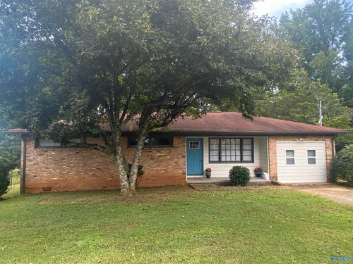 4213 Eastland Dr Nw, Huntsville, AL, 35810-1925 | Card Image