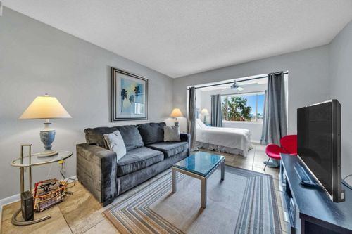 apt-2-204-7453 Sunset Harbor Dr, NAVARRE, FL, 32566-7033 | Card Image