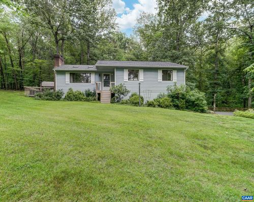7160 Burnt Mountain Rd, AFTON, VA, 22920-2028 | Card Image
