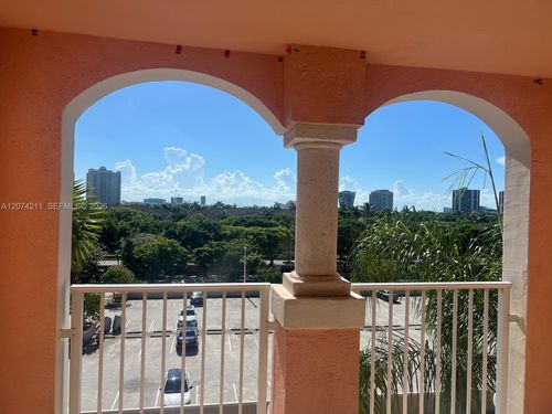 7603-19601 E Country Club Dr, Aventura, FL, 33180-4800 | Card Image