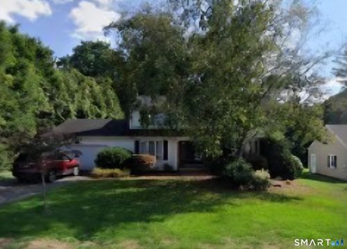 15 Hatheway Dr, West Hartford, CT, 06107-1131 | Card Image