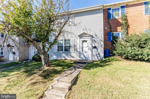 1438 Cottonwood Ct, WOODBRIDGE, VA, 22191-3110 | Card Image