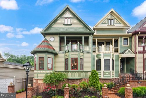 231 Mill St, OCCOQUAN, VA, 22125-7728 | Card Image