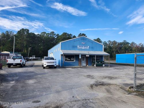567 Us Highway 70 W, Havelock, NC, 28532-9435 | Card Image