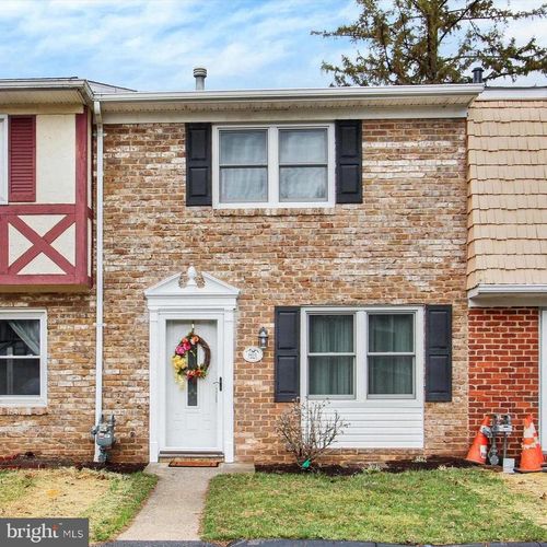 801 Hills Drive, Gettysburg, PA, 17325 | Card Image