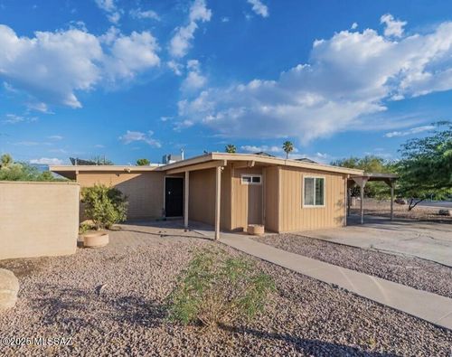 8120 E Balfour Dr, Tucson, AZ, 85710-2428 | Card Image