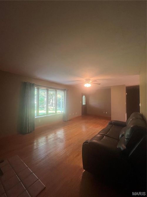 4755 Highway B, Bland, MO, 65014-2412 | Card Image