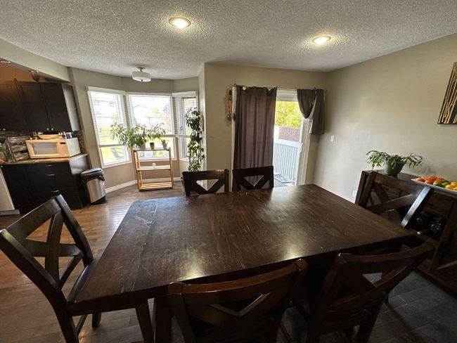 10010 85 Street, Home with 3 bedrooms, 3 bathrooms and 4 parking in Peace River AB | Image 9
