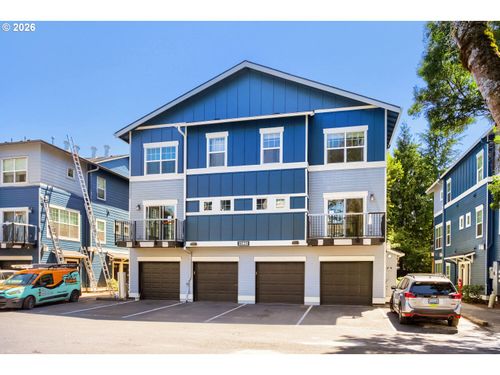203-22862 Sw Forest Creek Dr, Sherwood, OR, 97140-9917 | Card Image