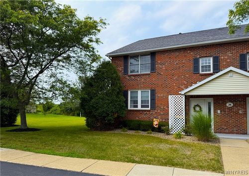 d-25 Crownview, Hamburg, NY, 14075 | Card Image