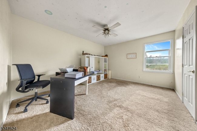 101 Hidden Gln, Townhouse with 3 bedrooms, 2 bathrooms and null parking in Montague NJ | Image 22