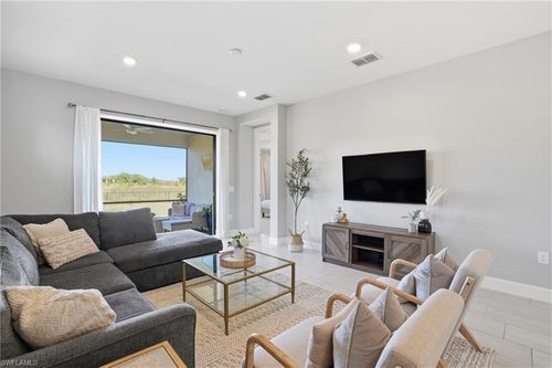 20064 Kingmont Dr, Estero, FL, 33928-9653 | Card Image