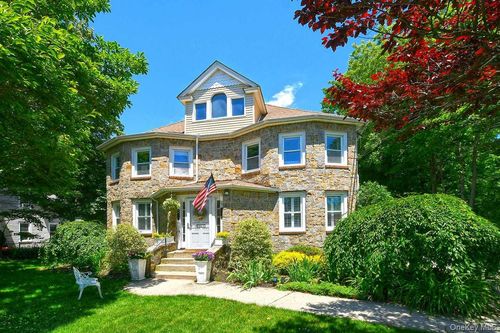 163/165 Lincoln Avenue, Hempstead, NY, 11570 | Card Image
