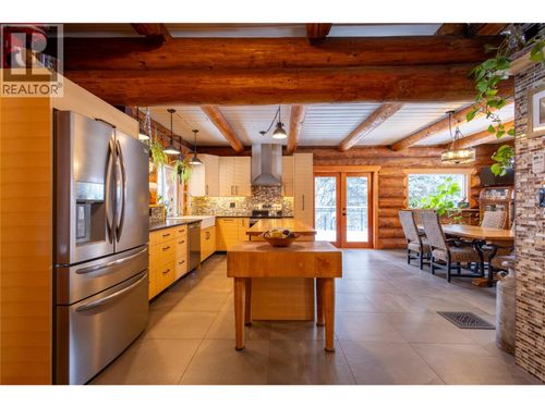 3697 Blewett Rd, Nelson, BC, V1L6V8 | Card Image