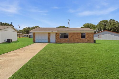 1525 Coral Cut Off, Azle, TX, 76020-4772 | Card Image
