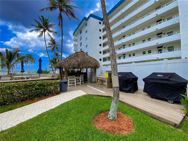 306e - 1750 S Ocean Blvd, Condo with 2 bedrooms, 2 bathrooms and null parking in Lauderdale By The Sea FL | Image 22
