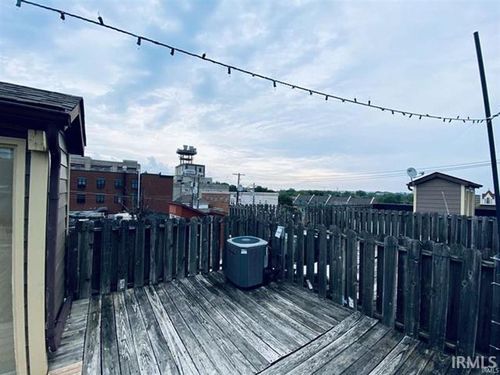 a-105 E 6th St, Bloomington, IN, 47408-3363 | Card Image