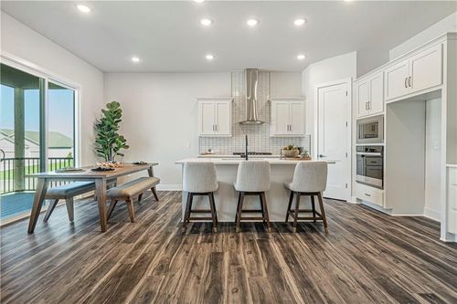 20689 Skyview Ln, Spring Hill, KS, 66083 | Card Image