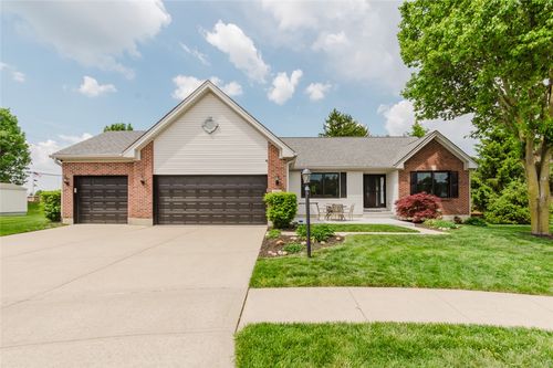 4492 Longmeadow Ln, Beavercreek, OH, 45430-1859 | Card Image