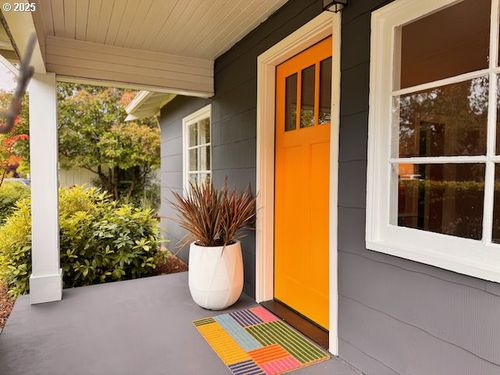 4524 Ne 41st Ave, Portland, OR, 97211-8139 | Card Image