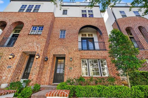 705 Delano St, Houston, TX, 77003-3216 | Card Image